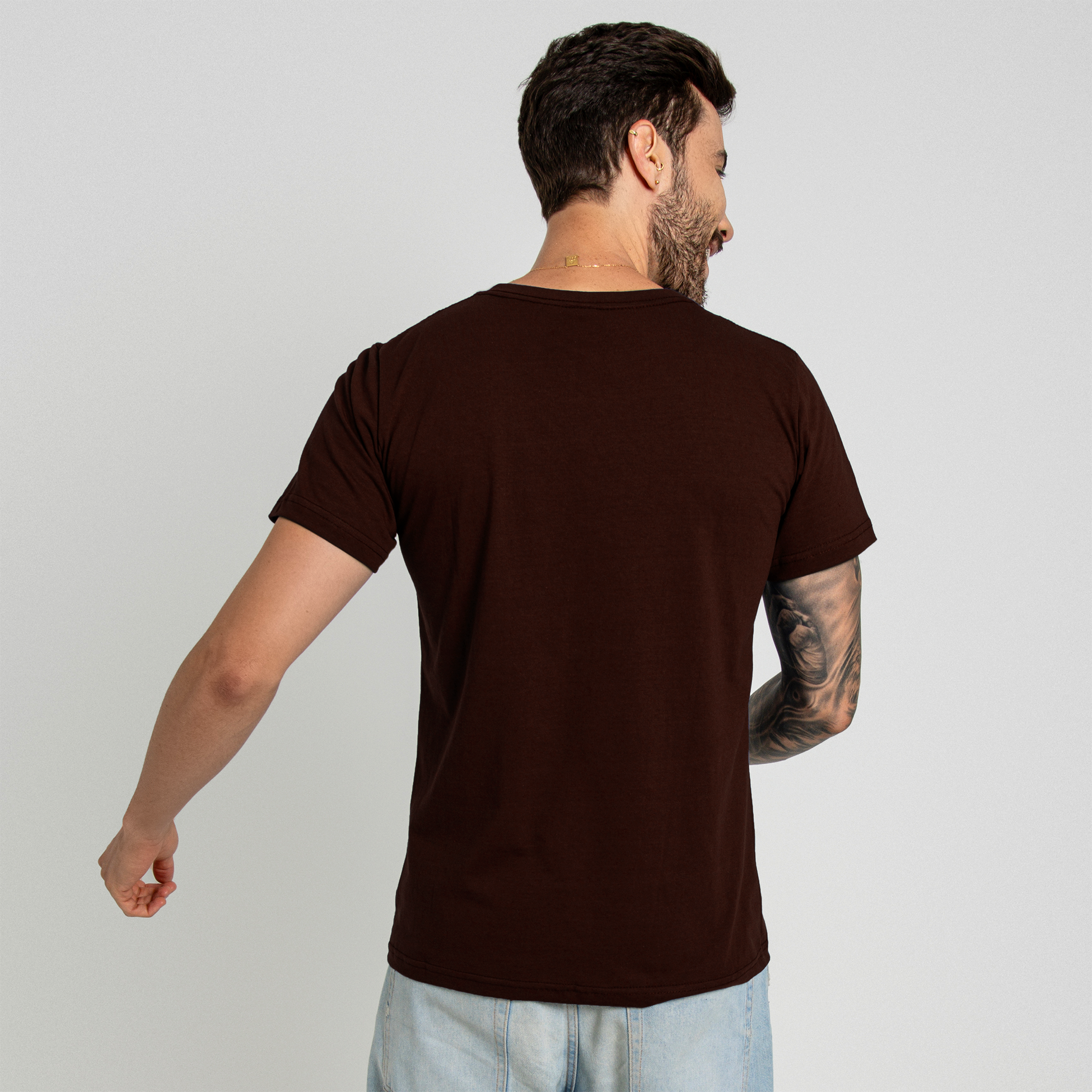 Compre 1 e Leve 2 - Camisa lisa Costarini 100% algodão