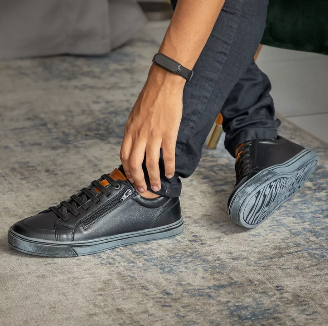 Sapatenis Street Em Couro - Preto